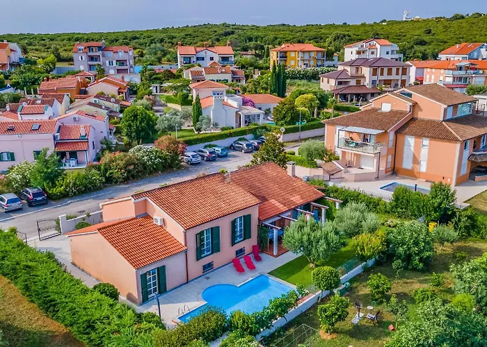 Volme Croatia * Pula